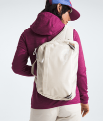 Base Camp Voyager Sling White Dune/TNF White