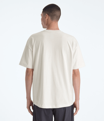 Men’s TNF™ Red Box Short-Sleeve Tee White Dune