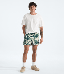 Men’s Class V Pathfinder Pull-On Shorts—5'' Duck Green Lux Print