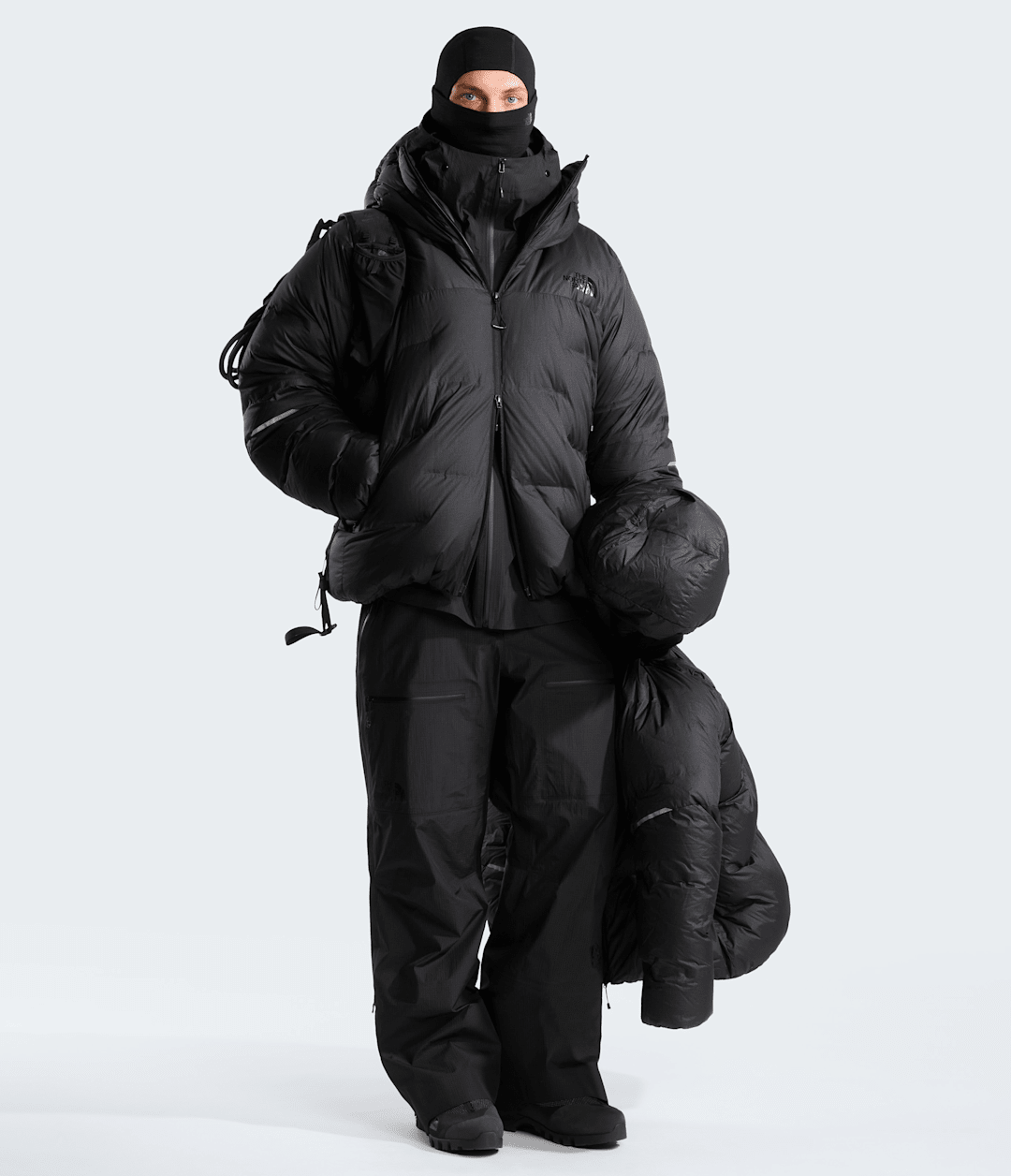 Men’s Summit Series CLOUD DOWN AMK Parka TNF Black