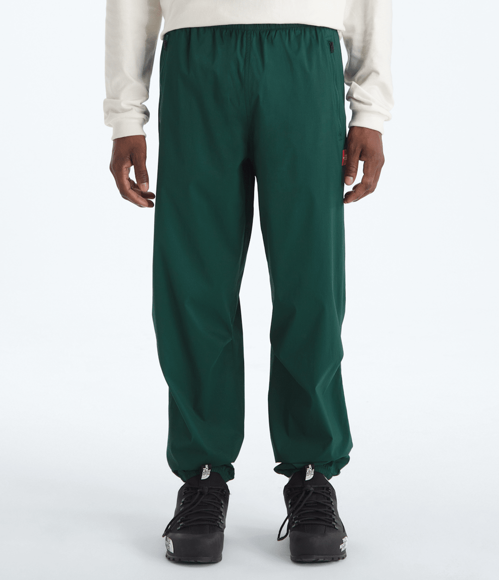 Men’s TNF™ Red Box Packable Wind Pants Hunter Green