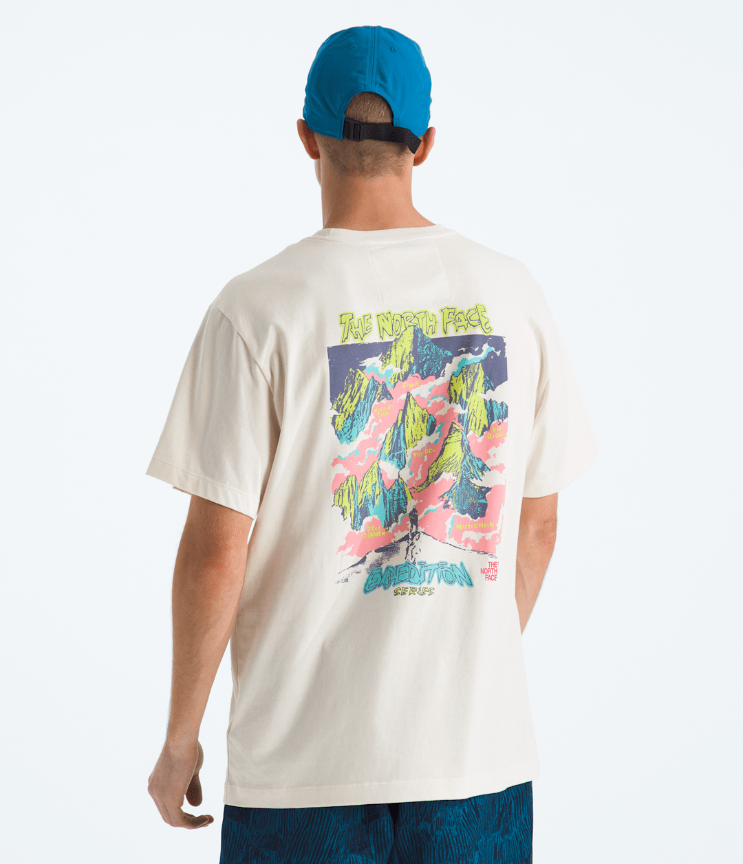 Men’s TNF™ Essential Expedition Series Short-Sleeve Tee—Graphic White Dune
