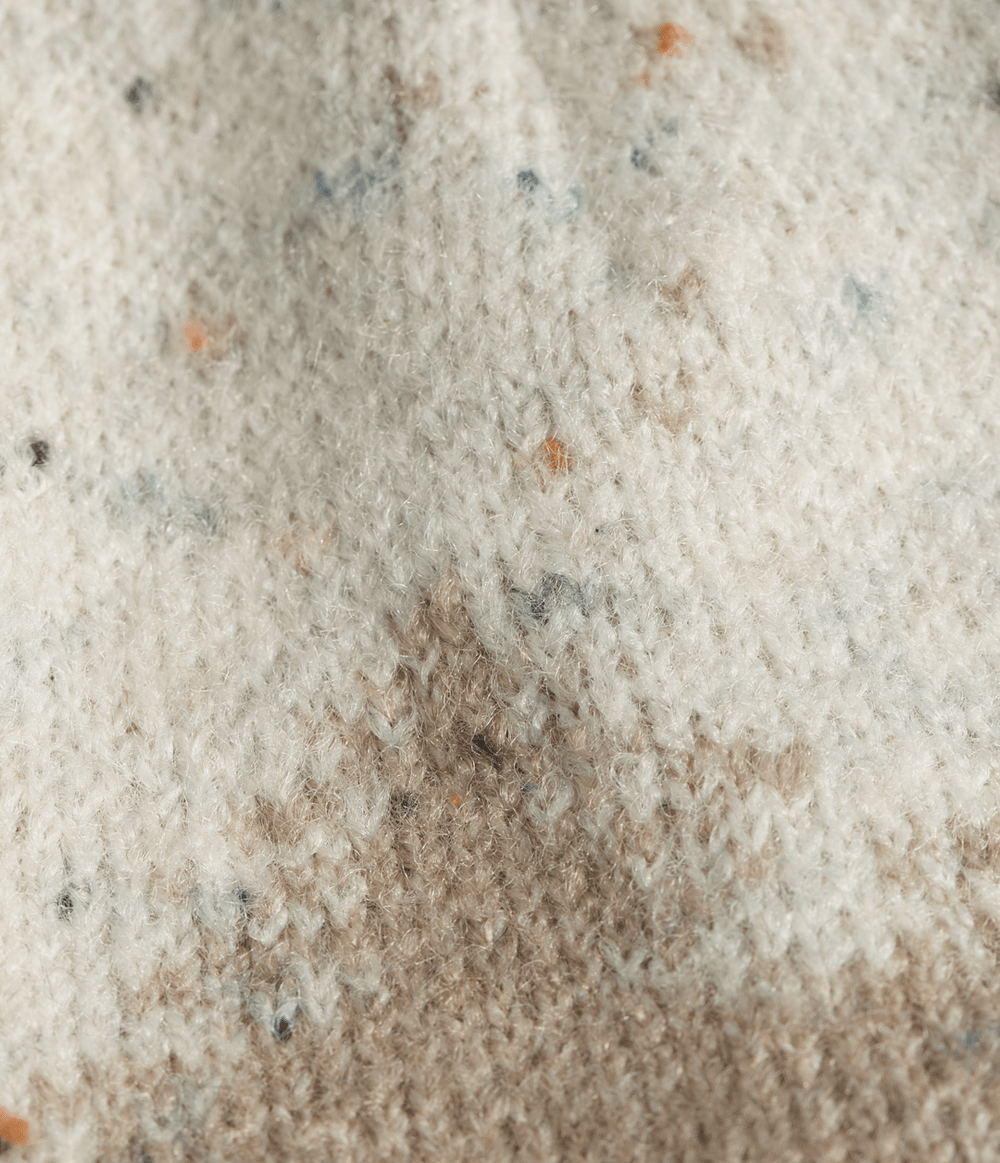 Cabin Mountainscape Beanie Mushroom Grey/White Dune