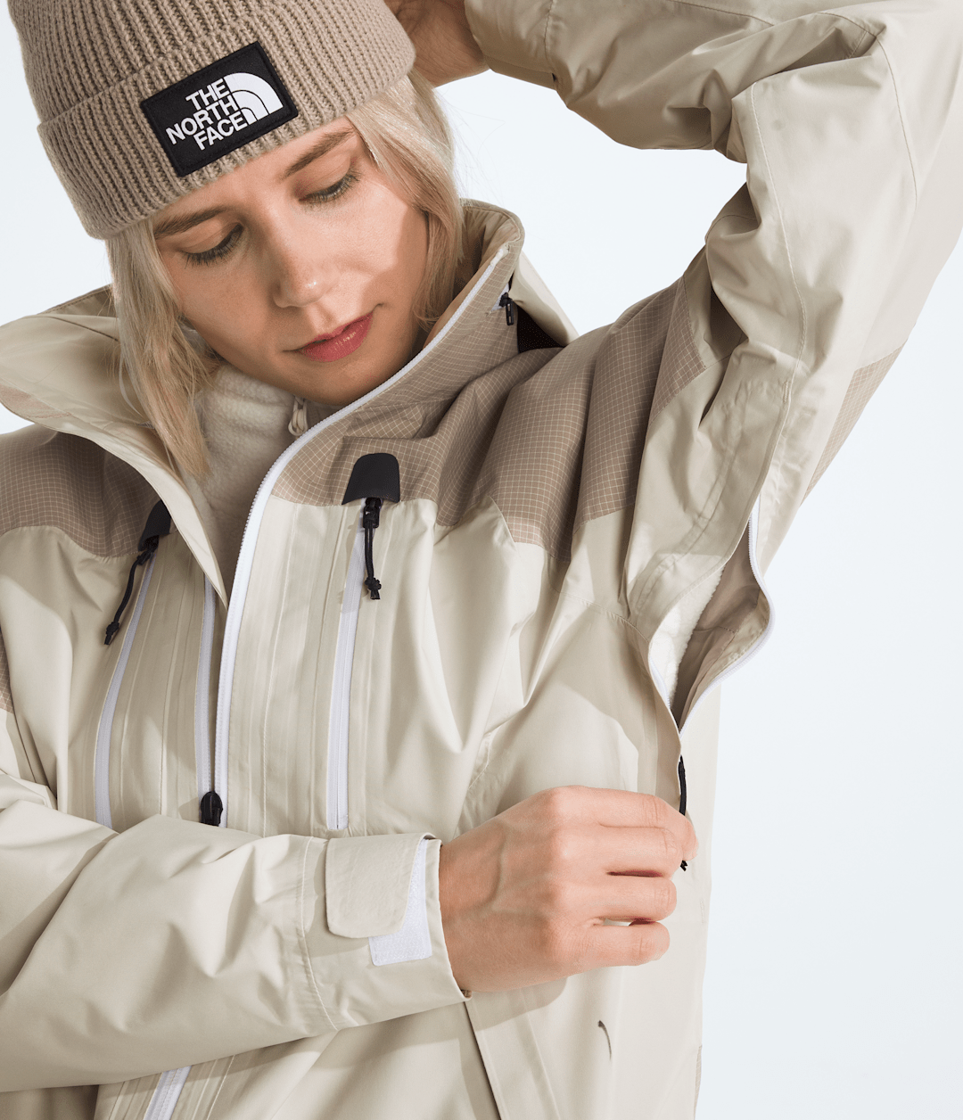Women’s Hike Devils Thumb GORE-TEX® Jacket White Dune/Mushroom Grey