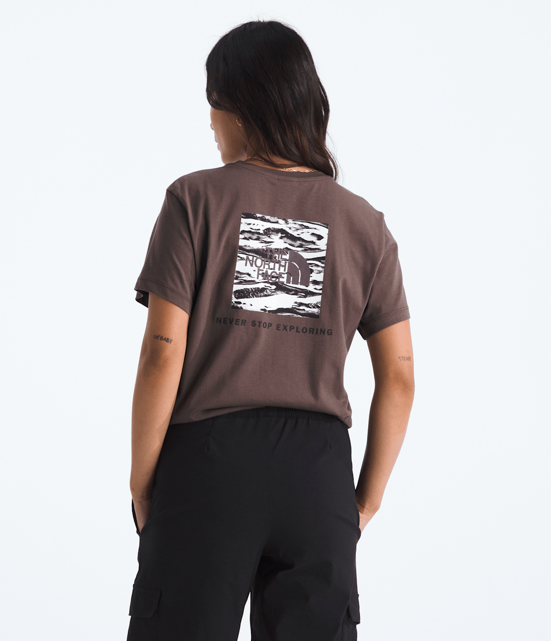 Women's NSE Box Edge Of Light Infill Relaxed Tee Tawny Quartz/TNF Black Edge Of Light Print