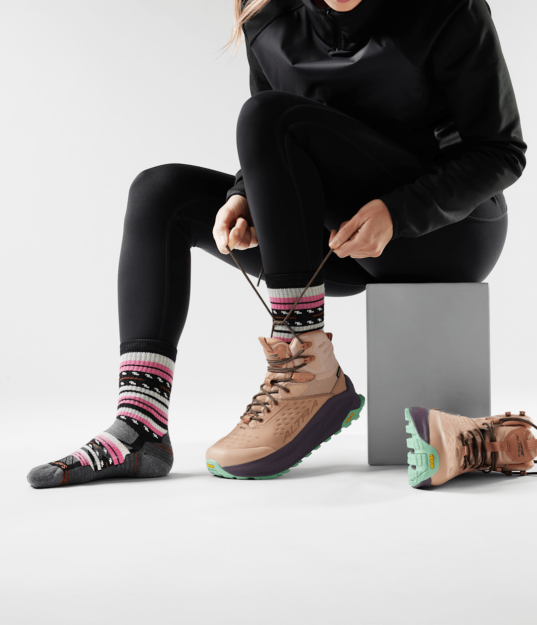 TNF X Smartwool Women's HIKE Light Cushion Margarita Crew Socks Black