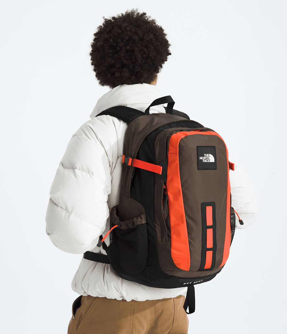 Hot Shot SE Backpack Smokey Brown/TNF Black/Solar Flare