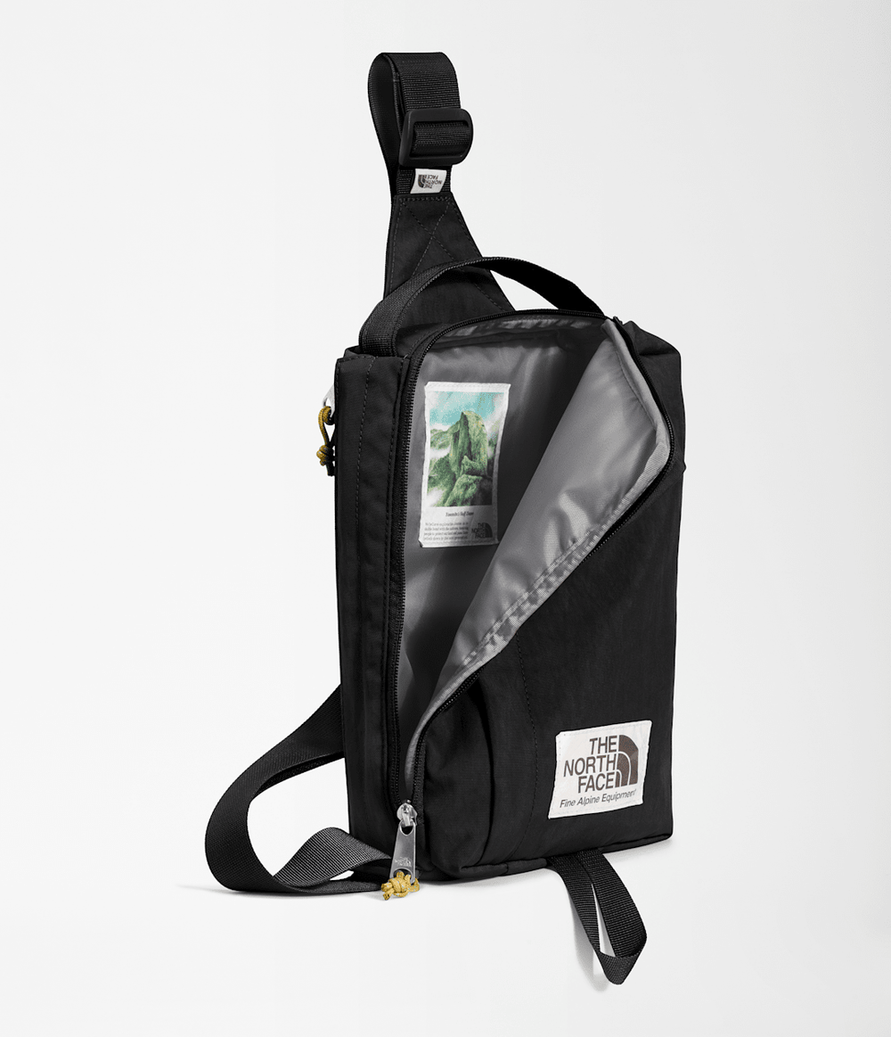 Berkeley Field Bag TNF Black/Mineral Gold
