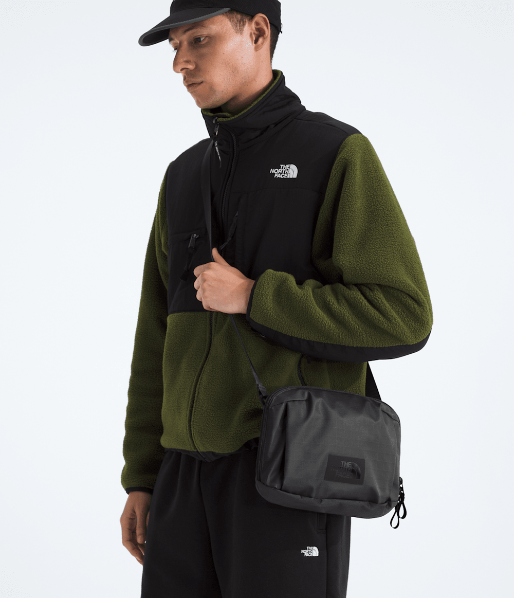 Base Camp Voyager Pro Crossbody Anthracite Grey/TNF Black