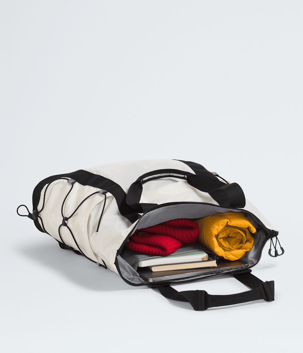 Borealis Tote White Dune/TNF Black