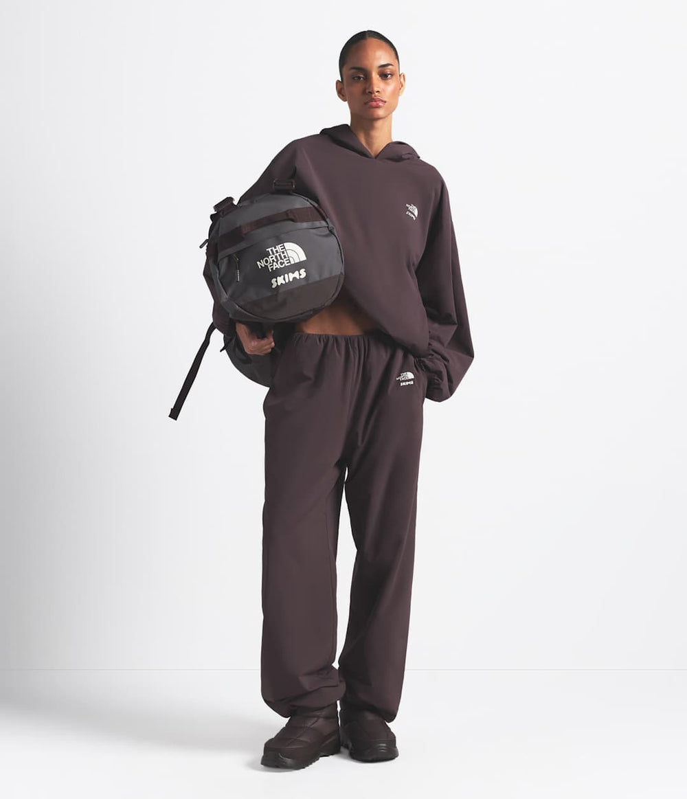 The North Face X SKIMS Base Camp Duffel - Small Sk Phoenix