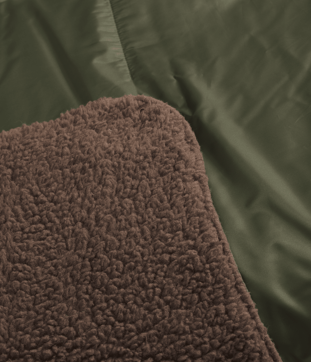 Wawona Fuzzy Blanket New Taupe Green/Smokey Brown