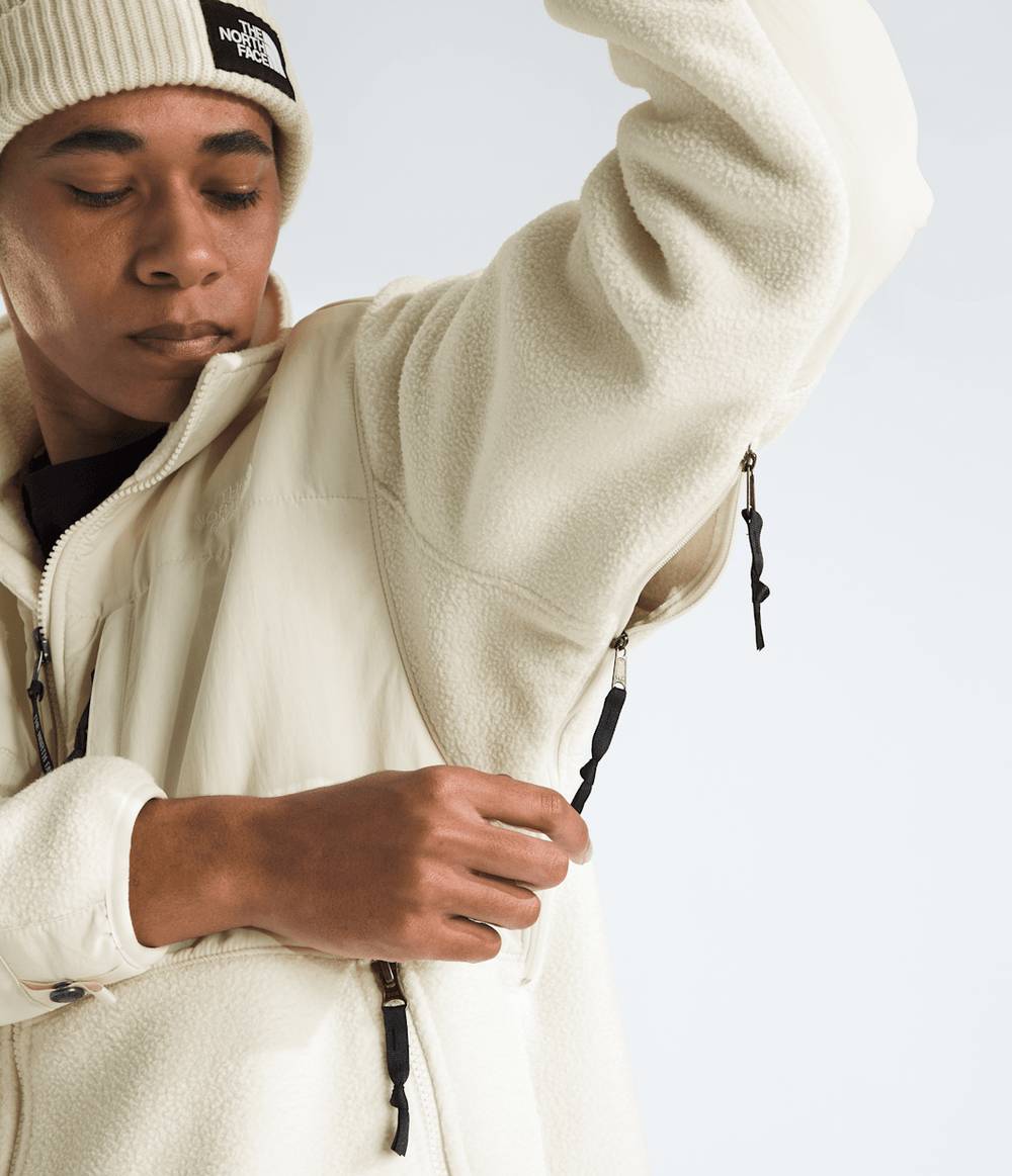 Men’s Retro Denali DTM Jacket White Dune