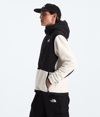 Women’s Retro Denali Hoodie White Dune/TNF Black