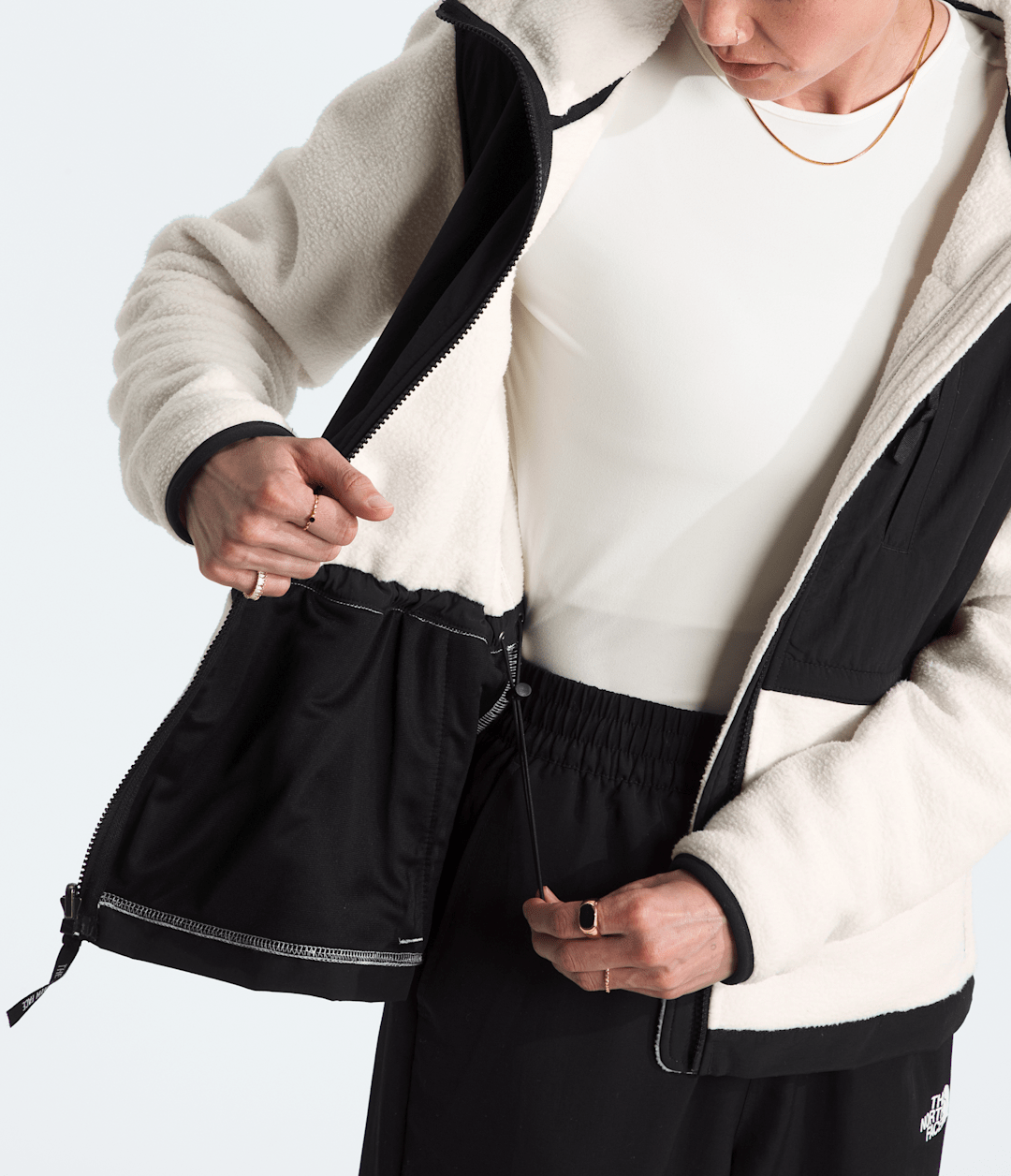 Women’s Retro Denali Hoodie White Dune/TNF Black