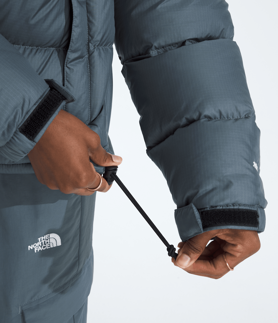 Women’s 1996 Retro Nuptse Jacket Granite Grey