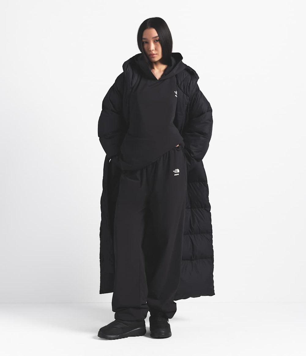 The North Face X SKIMS Women's Nuptse Wrap Parka Sk Onyx