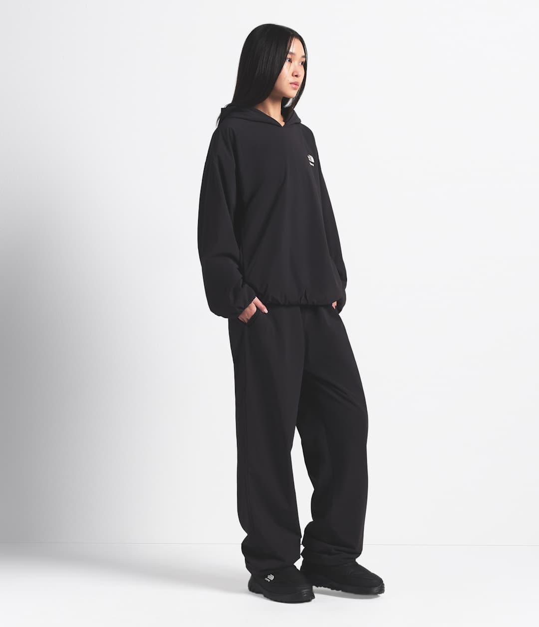 The North Face X SKIMS Women's VENTRIX Hoodie Sk Onyx