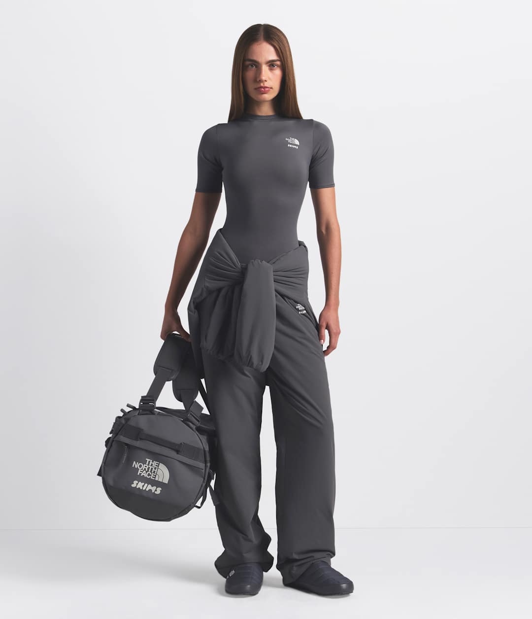 The North Face X SKIMS Base Camp Duffel - Small Sk Gunmetal