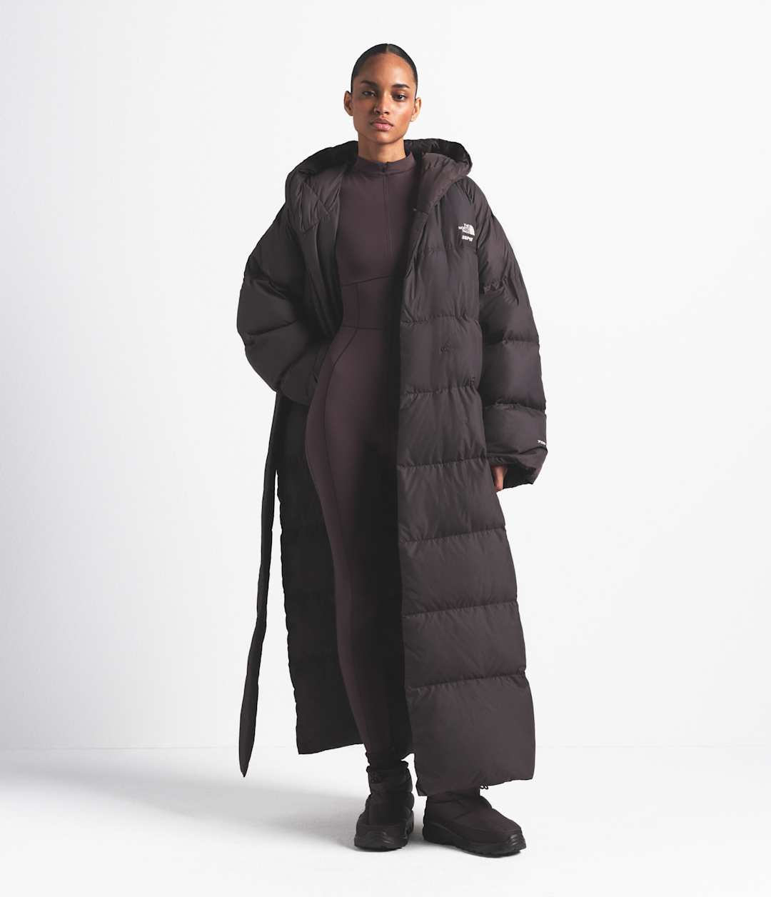 The North Face X SKIMS Women's Nuptse Wrap Parka Sk Phoenix