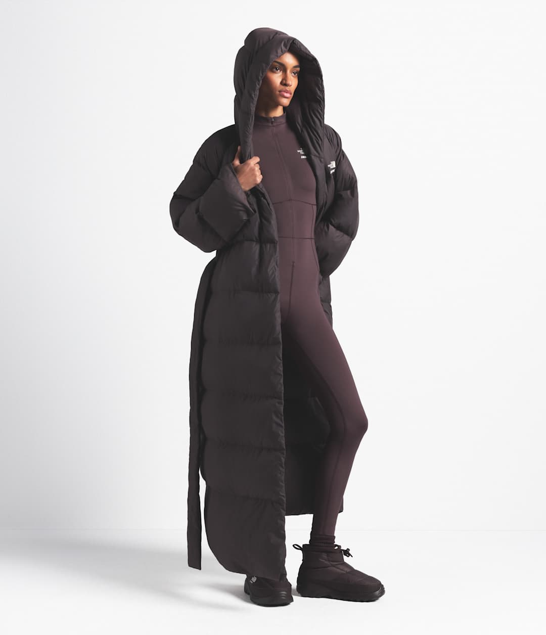 The North Face X SKIMS Women's Nuptse Wrap Parka Sk Phoenix