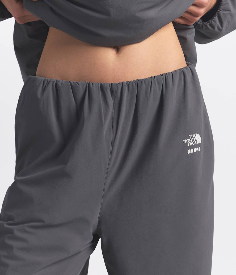 The North Face X SKIMS Women's VENTRIX Pant Sk Gunmetal