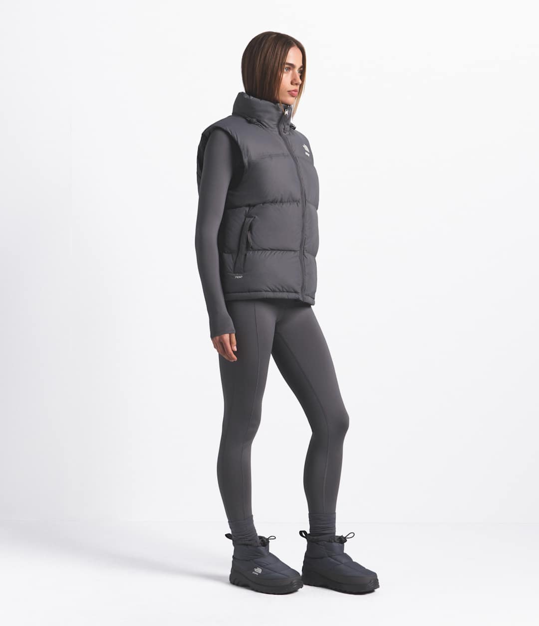 The North Face X SKIMS 1996 Nuptse Vest Sk Gunmetal