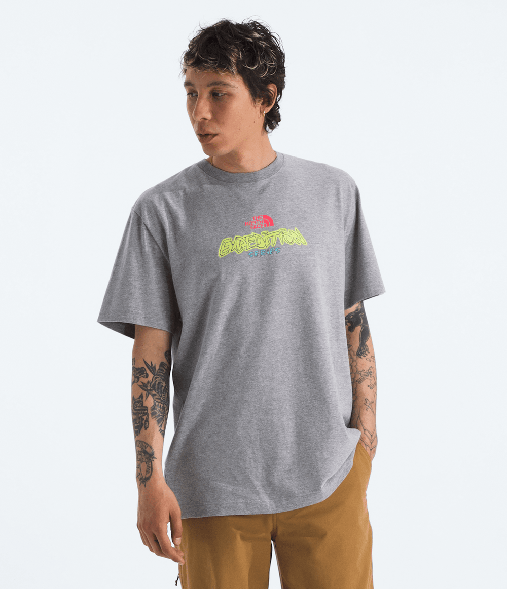 Men’s TNF™ Essential Expedition Series Short-Sleeve Tee—Graphic TNF Pale Grey Heather
