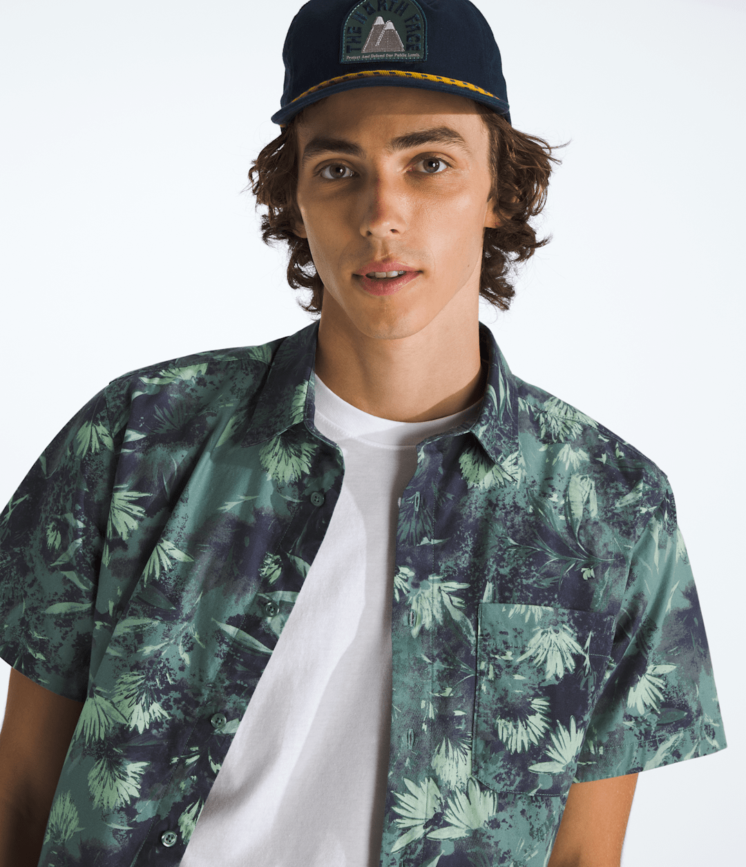 Men’s Short-Sleeve Baytrail Pattern Shirt Duck Green Prairie Flowers Print