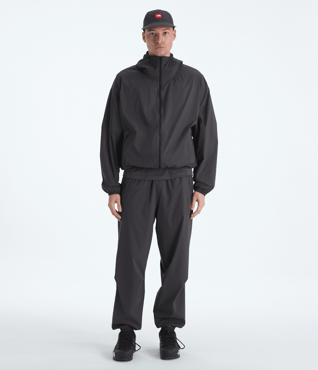 Men’s TNF™ Red Box Packable Hooded Wind Jacket Obsidian