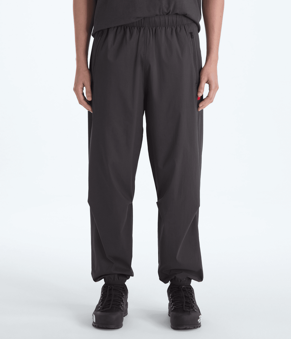 Men’s TNF™ Red Box Packable Wind Pants Obsidian