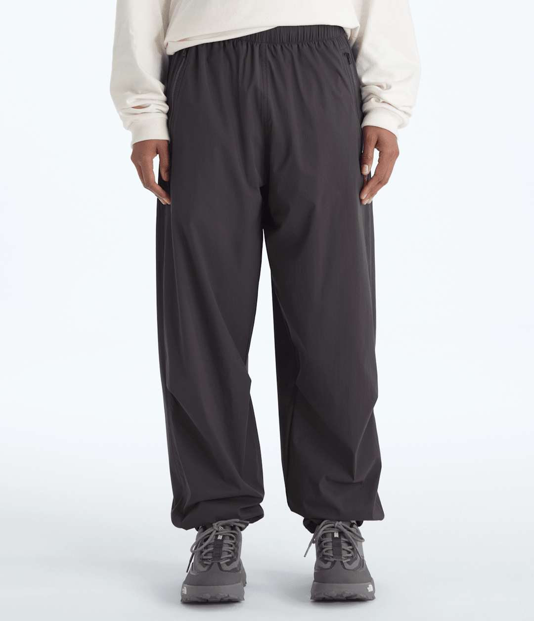 Men’s TNF™ Red Box Packable Wind Pants Obsidian