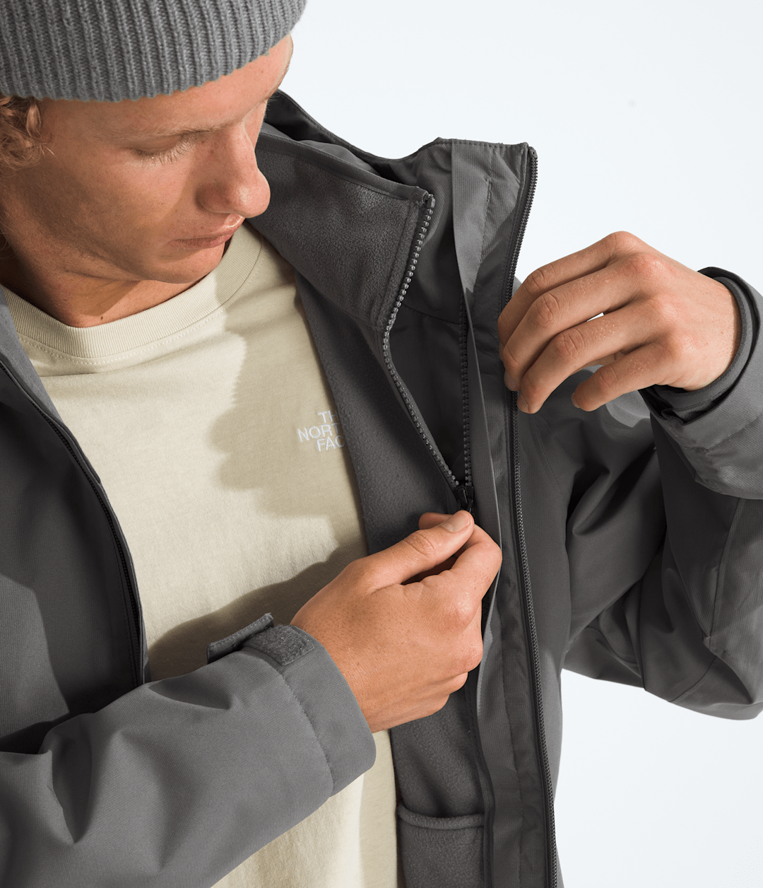 Men’s Quest Mono Triclimate™ Smoked Pearl/Smoked Pearl