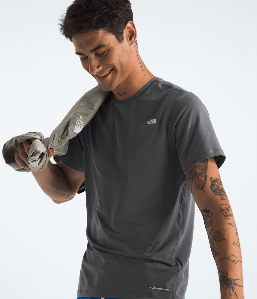 Men’s Adventure Tee Smoked Pearl