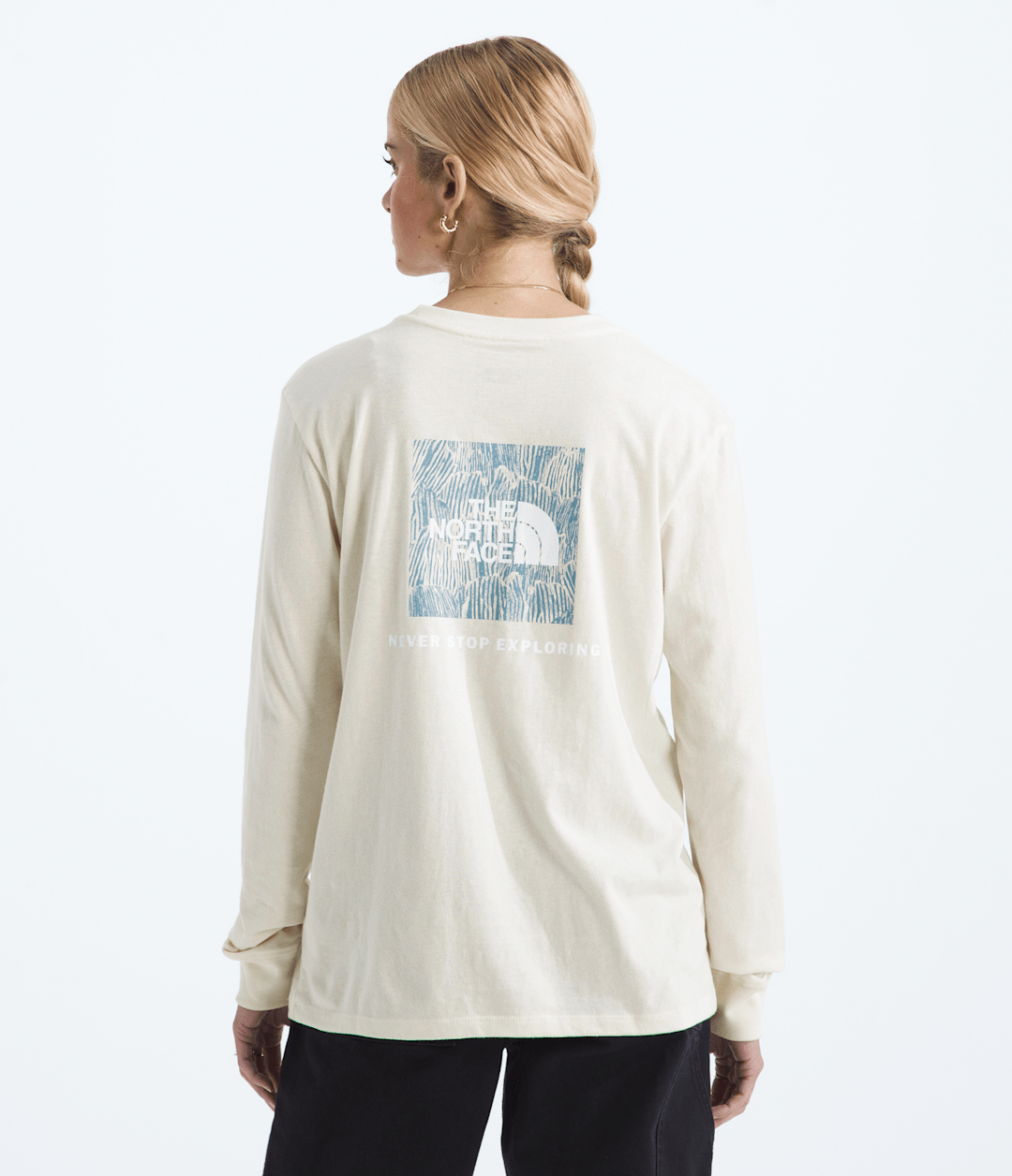 Women’s Evolution Box NSE Fill Long-Sleeve Tee—Graphic White Dune