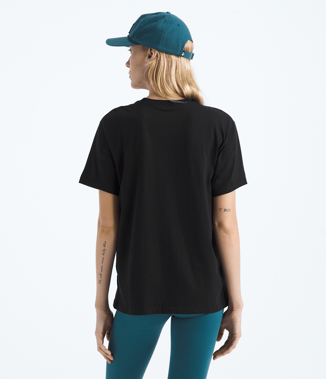 Women’s Evolution Simple Dome Relaxed Short-Sleeve Tee TNF Black