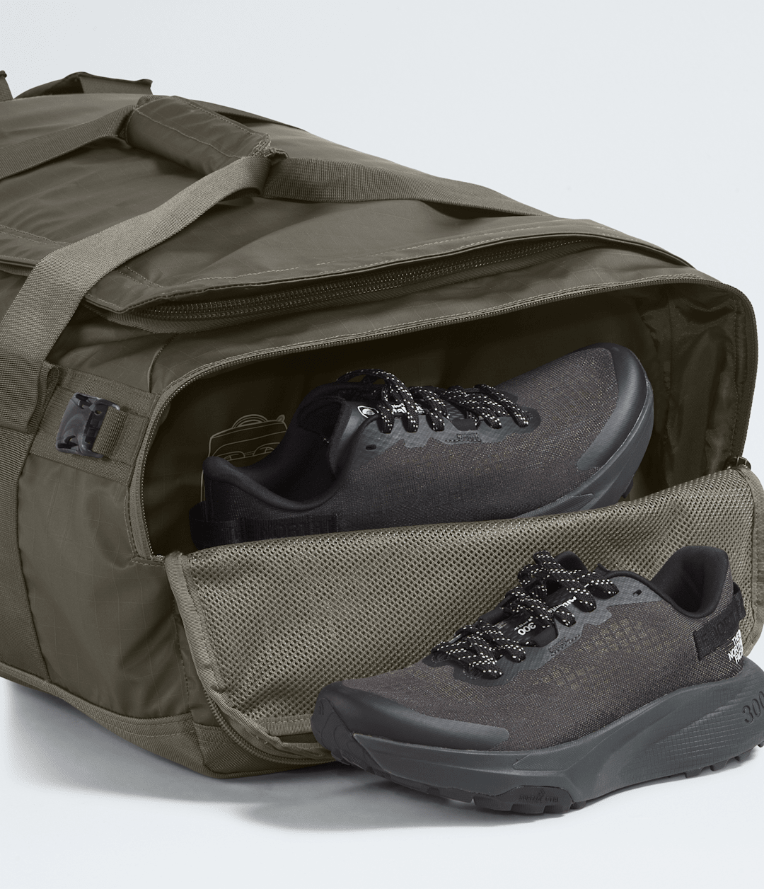 Base Camp Voyager Duffel—62L New Taupe Green/TNF Black